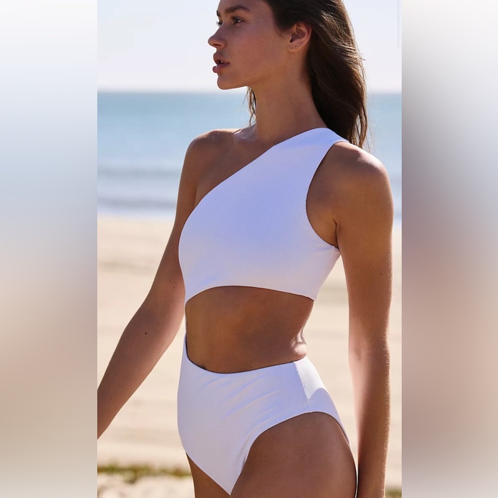 Beach Riot One Piece Swimsuit - Picture 3 of 5